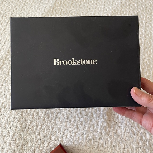 Brookstone wine opener set. NWOT - Picture 8 of 8